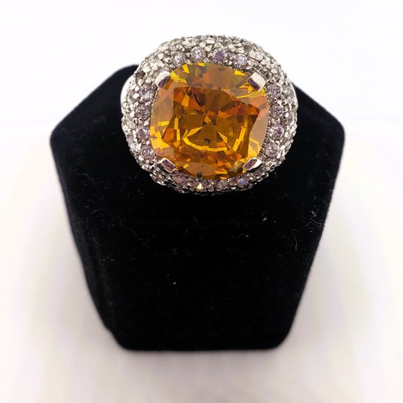 Simulated Yellow & Clear Gemstone Ring Size 6 - Picture 2 of 8